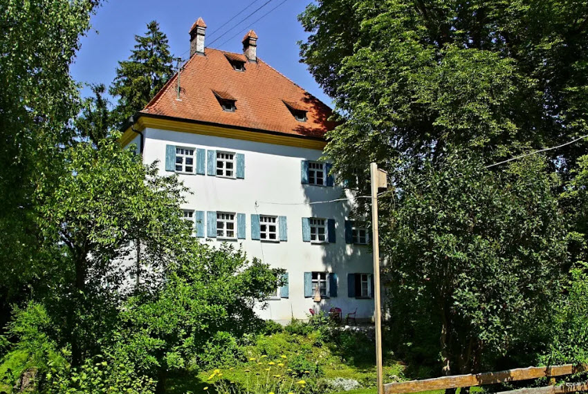 Schloß Kleinkötz, Germany